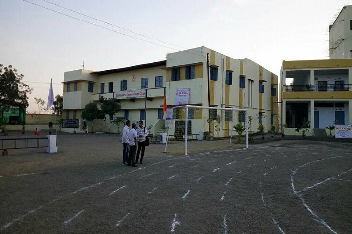 https://cache.careers360.mobi/media/colleges/social-media/media-gallery/15640/2021/2/16/Full Campus View of KVP Sansthas Kisan Arts Commerce and Science College Parola_Campus-View.jpg